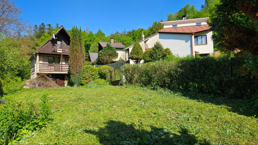 Na predaj rekreačná chata v lese, obec Poproč, ZNÍŽENÁ CENA !!! - 1