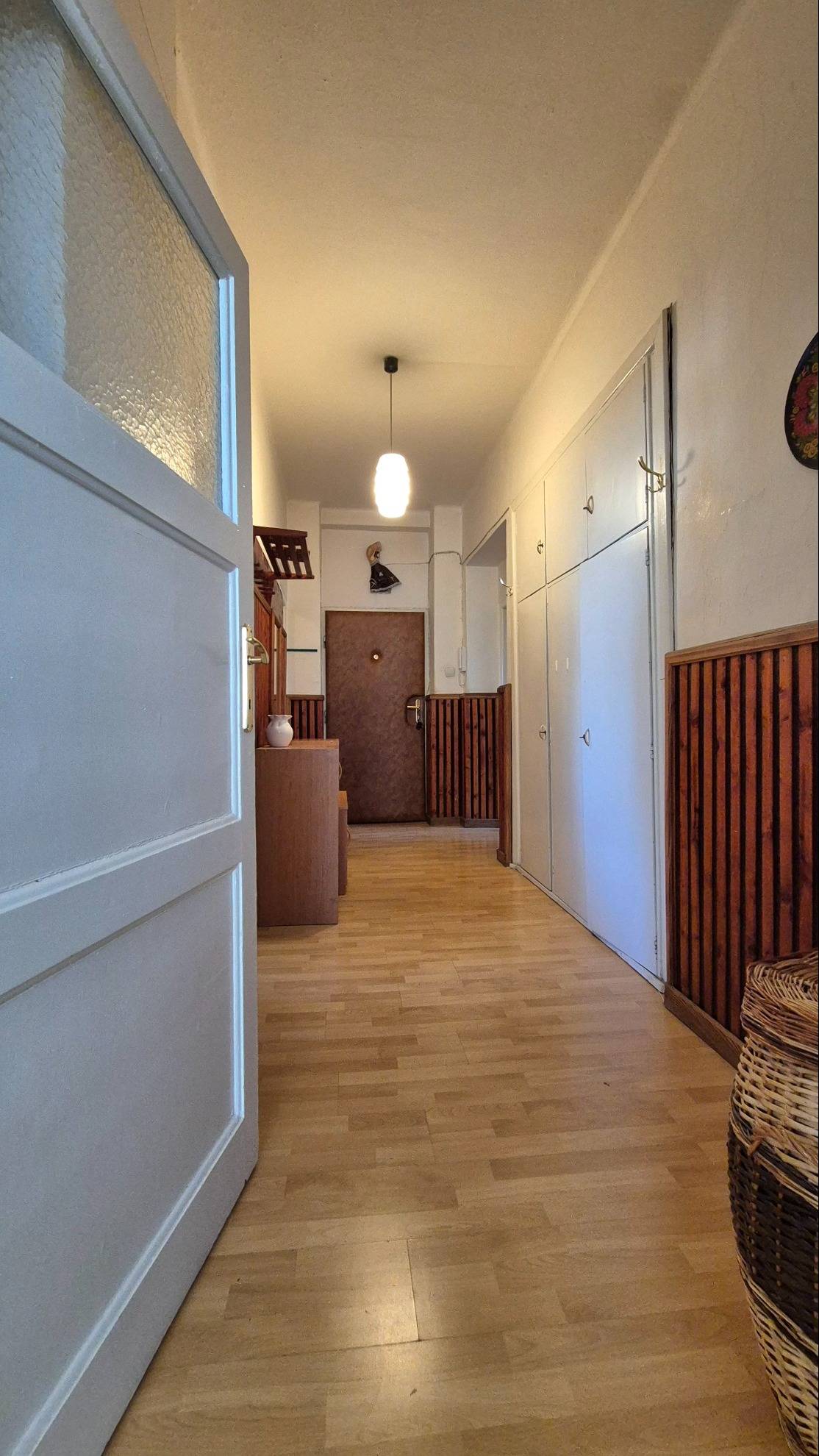 Priestranný 4 izbový byt na predaj, ulica Milosrdenstva - 11