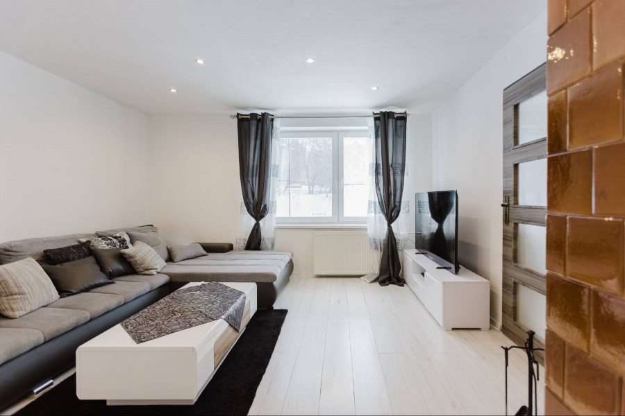 3 izbový byt na PREDAJ, Komenského ul. - 1